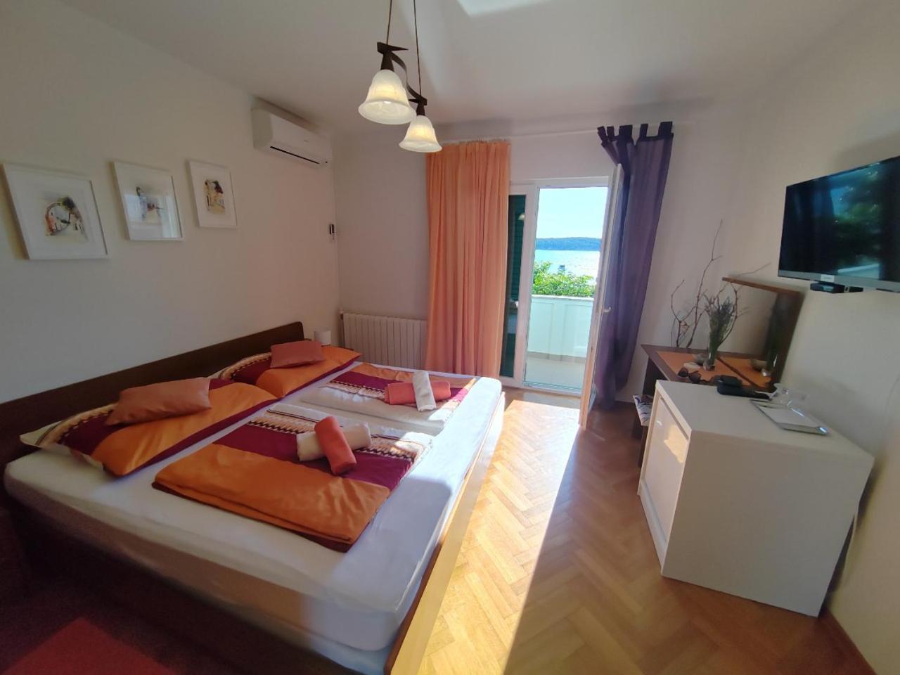 Room'S Brica Barbat na Rabu Exterior foto
